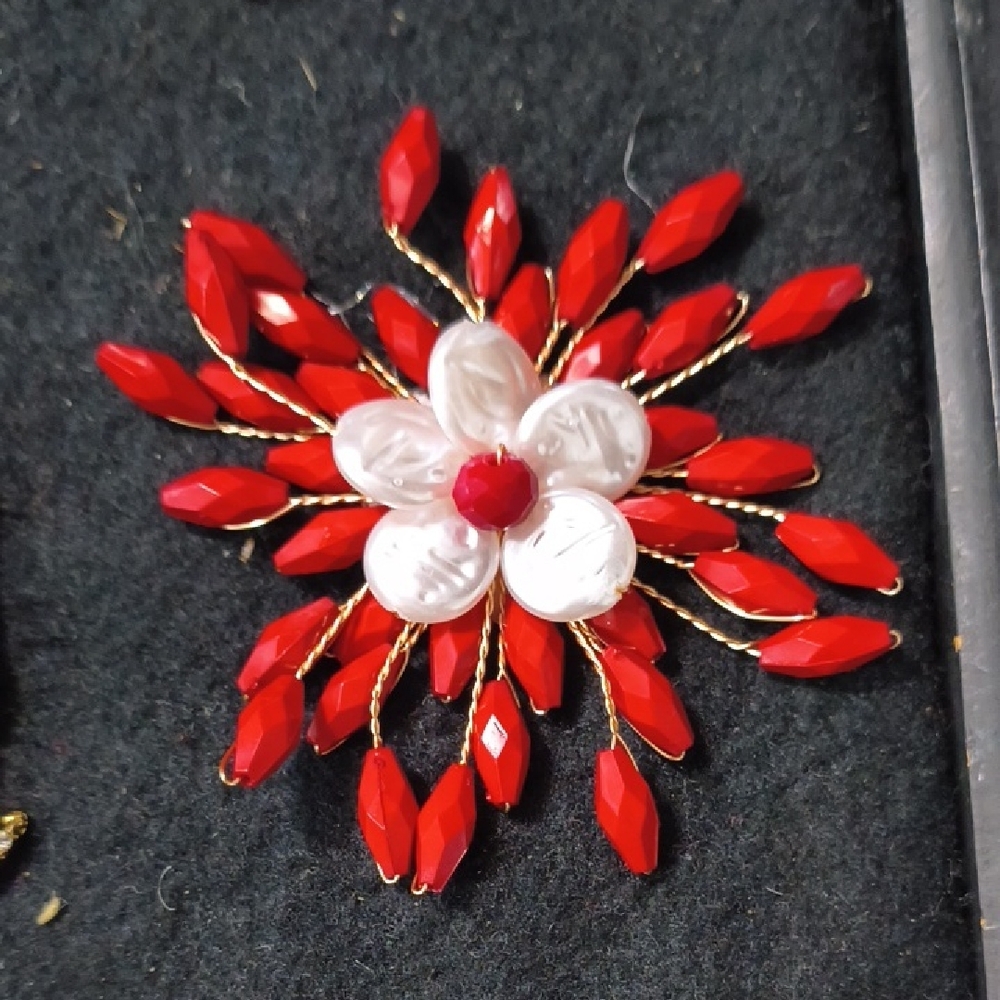 Chic Red and White Floral Brooch